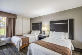 Отель Quality Inn & Suites Conference Center Thomasville  Томасвилл